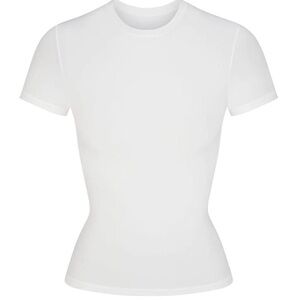 skims fits everybody t shirt in marble